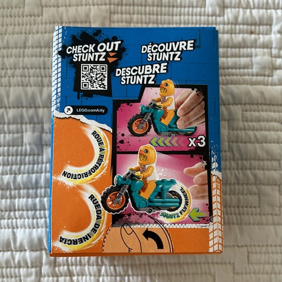 Lego City 60310 Stuntz Chicken Stunt Bike Minifigure Building Toy - Picture 2 of 2
